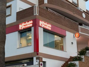 Exterior de Pro English Academy, academia de inglés en Alhaurín El Grande Málaga